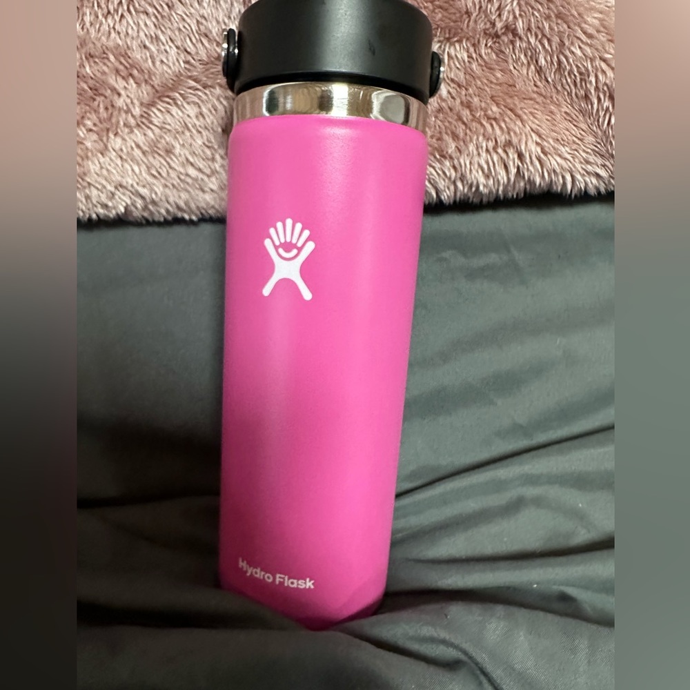 20 oz pink hydroflask